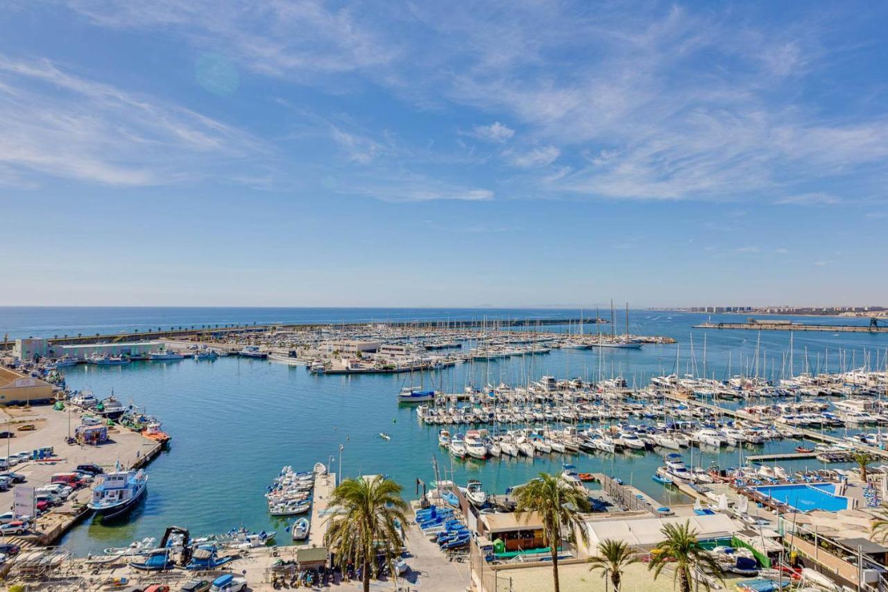 Cozy Appartment Torrevieja At Irina Eksteriør bilde