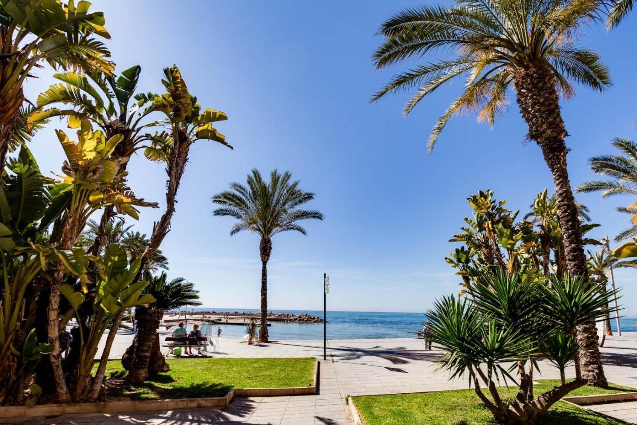 Cozy Appartment Torrevieja At Irina Eksteriør bilde